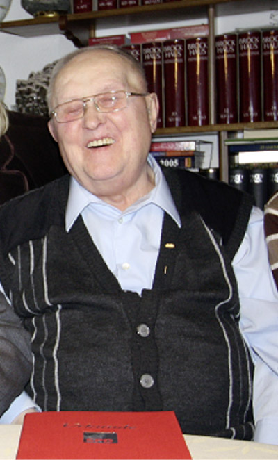 Hubert Lewalter kurz vor Weihnachten 2015. Er freute sich sehr &uuml;ber die Ehrung f&uuml;r 60 Jahre Mitgliedschaft in der SPD.